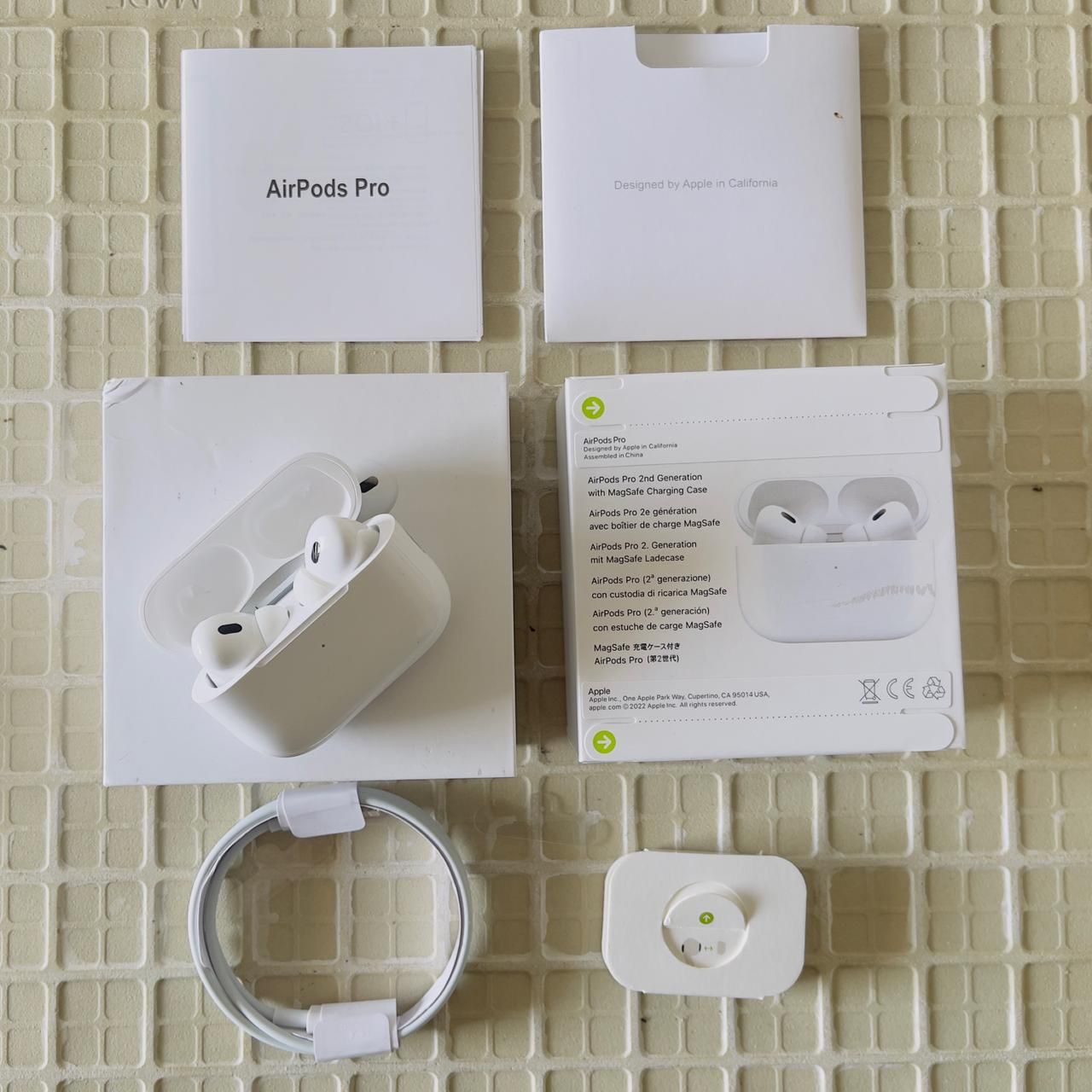 AirPods Pro 2nd Gen Smart Headphones (Wireless)
