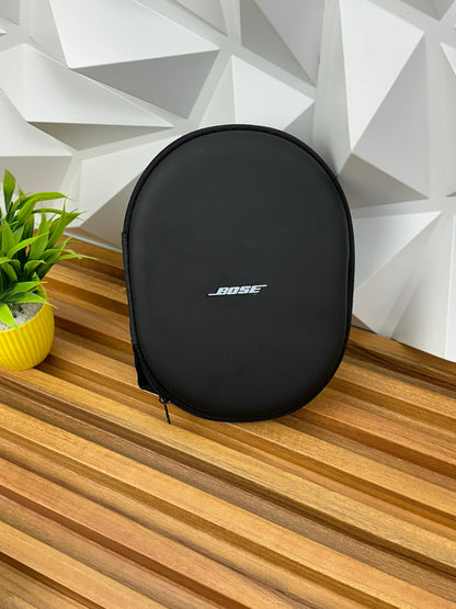 Bose New QuietComfort Ultra Wireless Noise Cancelling Headphones with Spatial Audio, Over-The-Ear Headphones with Mic, Up to 24 Hours of Battery Life, Black